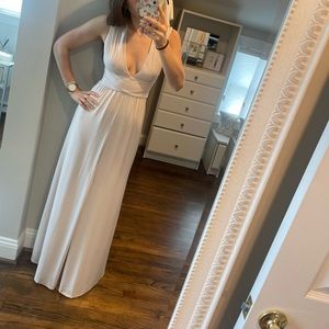 Nude maxi halston dress - super easy to wear as wedding guest or bridesmaid - S